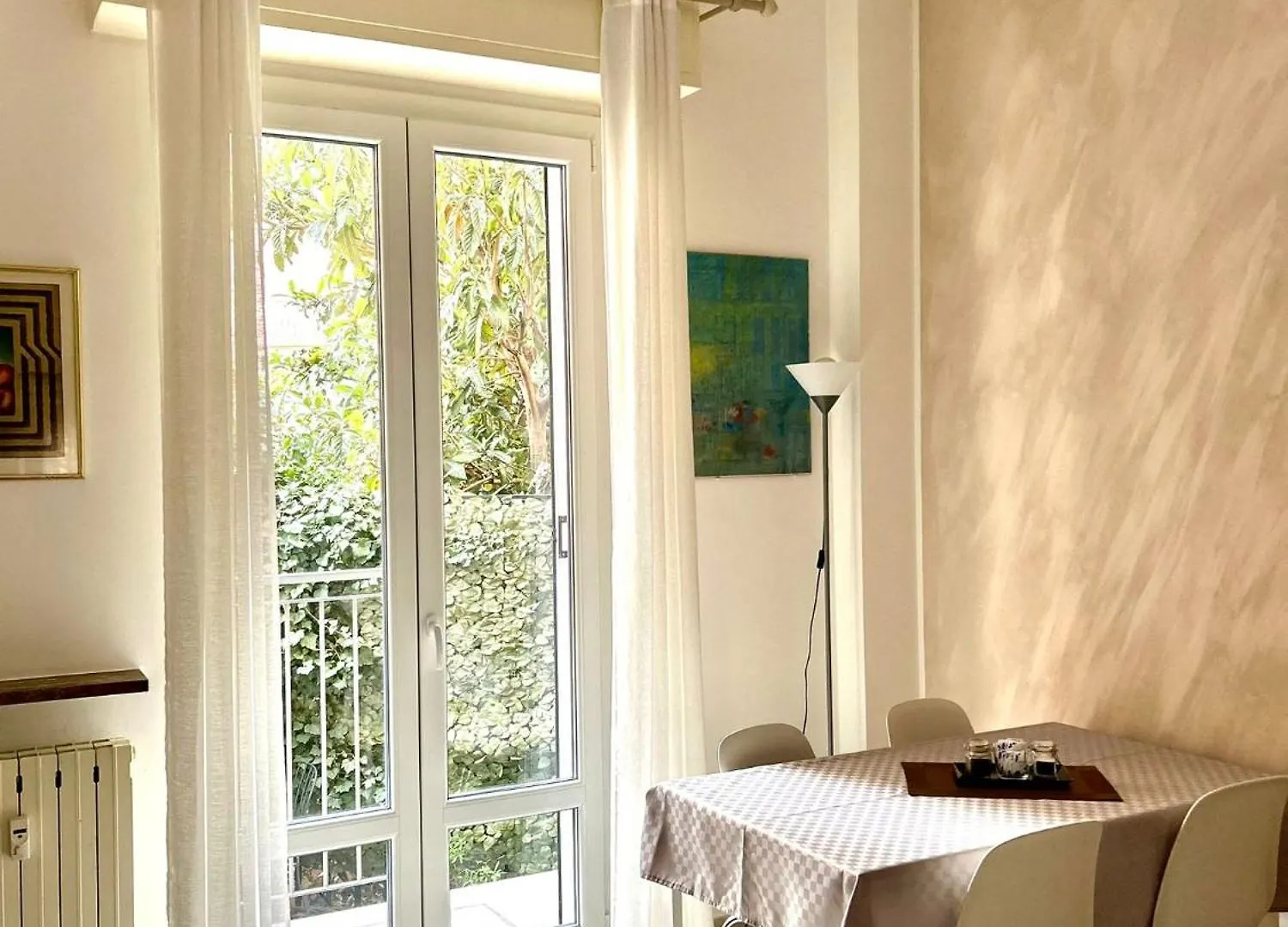 Lovely 2 Room Apartment With Small Garden Milan 0*,