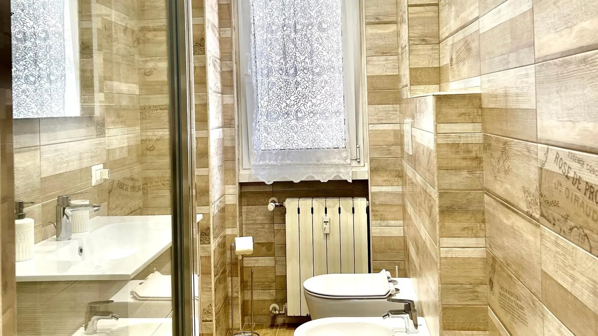 Lovely 2 Room Apartment With Small Garden Milan 0*,